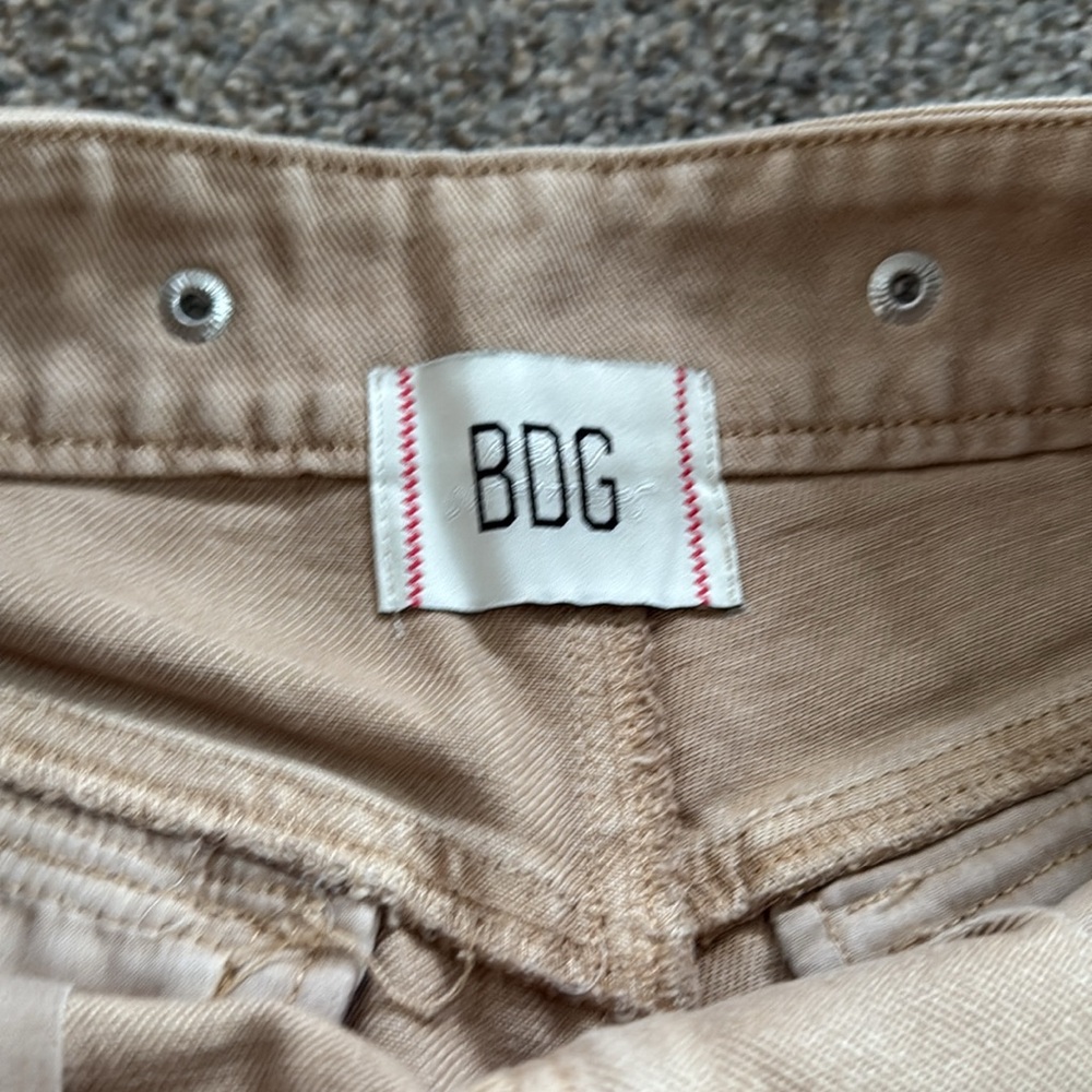 Urban A Line Cargo Shorts - Picture 3 of 5